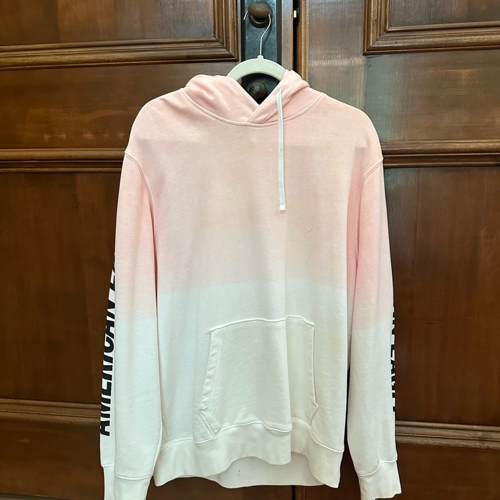 American Eagle Outfitters Pink and White Gradient Sweater